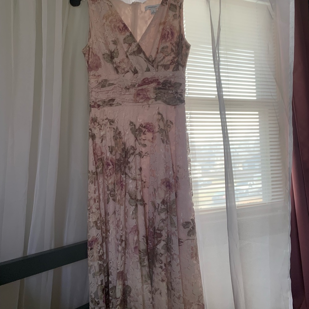 Sleeveless Floral Lace V-Neck Maxi Dress - Blush Pink